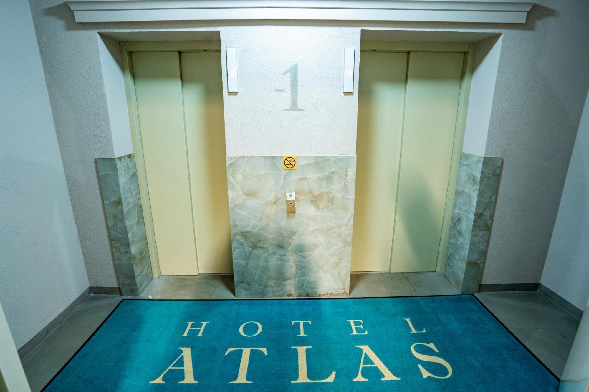 Atlas Hotel Тимишоара Экстерьер фото
