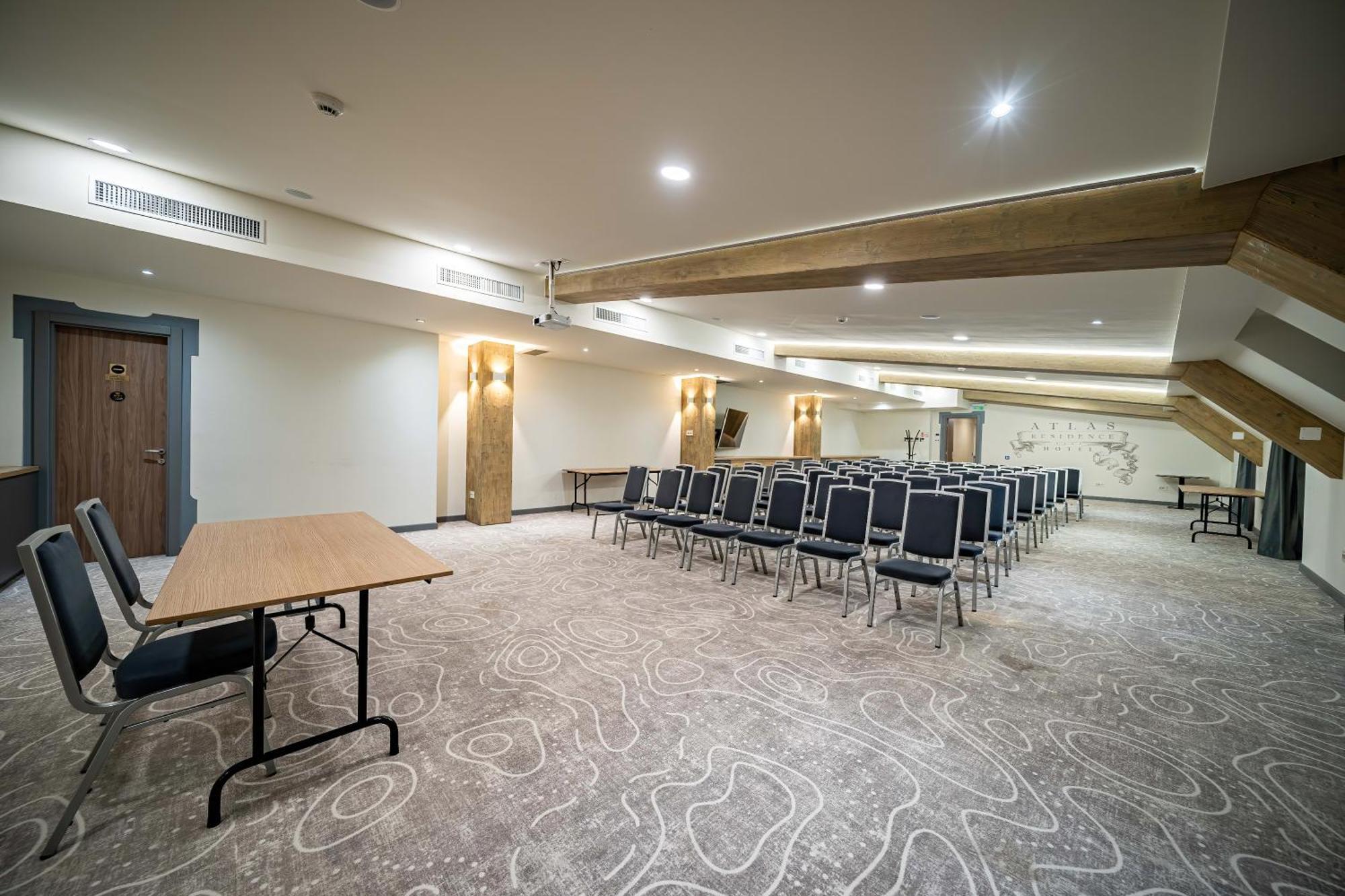 Atlas Hotel Тимишоара Экстерьер фото