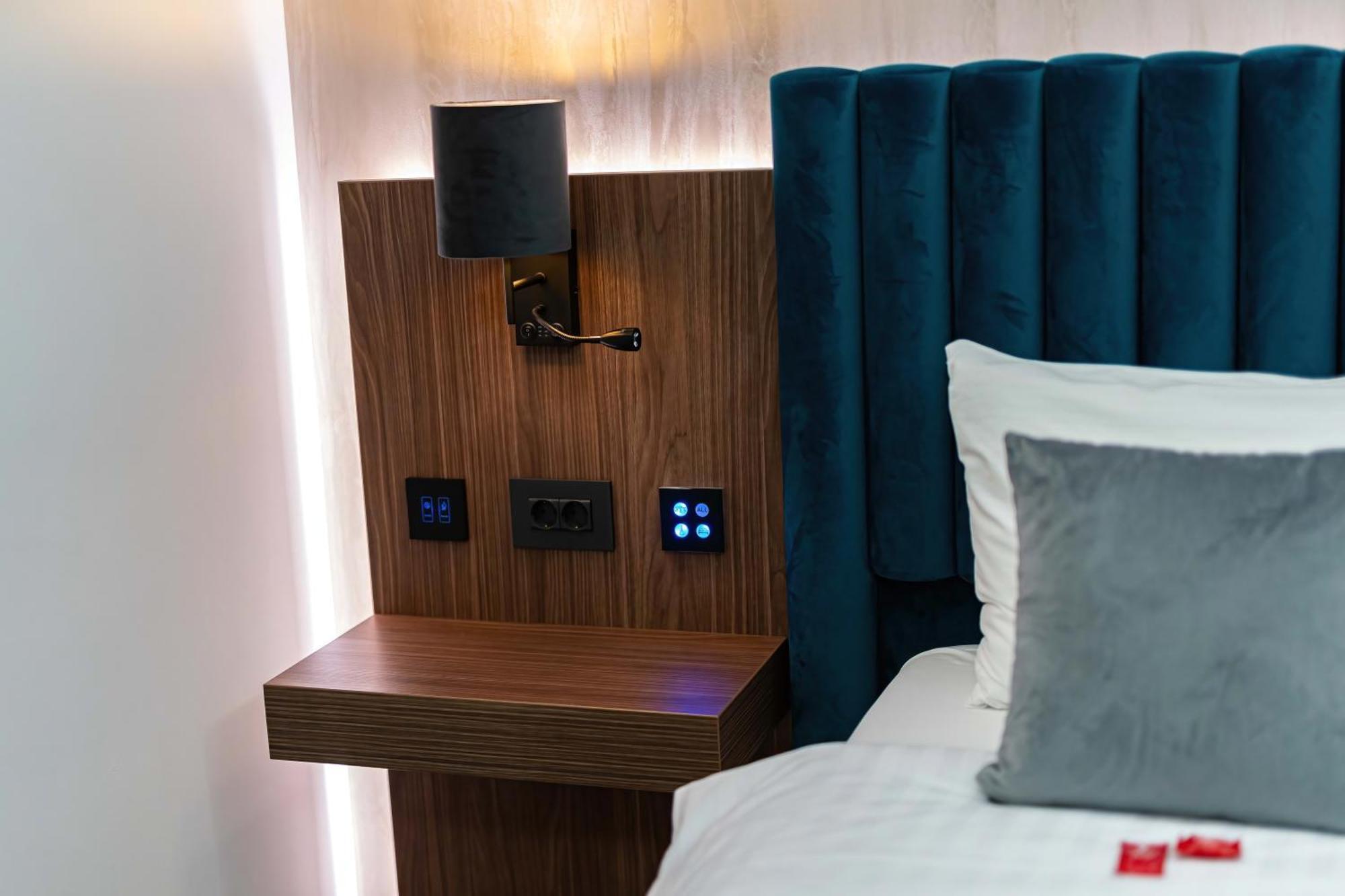 Atlas Hotel Тимишоара Экстерьер фото
